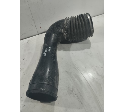 Патрубок воздушного фильтра