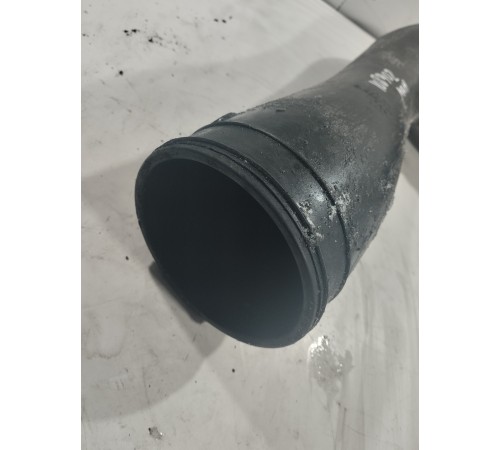 Патрубок воздушного фильтра