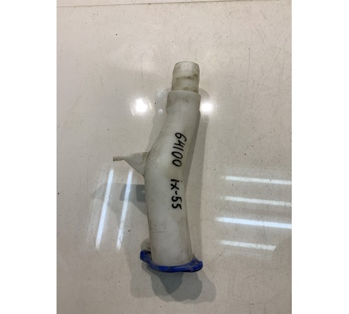 Горловина бачка омывателя