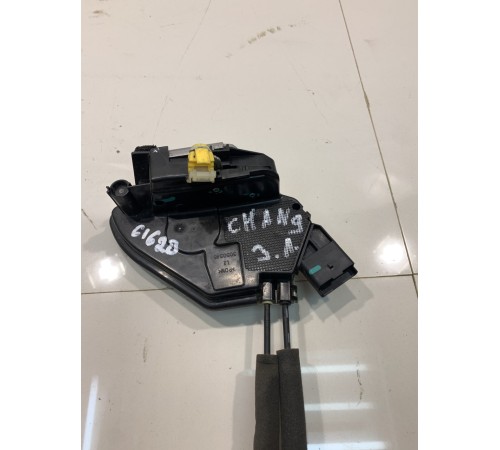 Замки дверей задняя левая