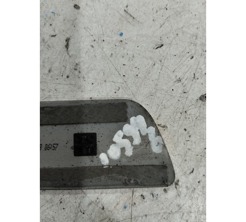 Накладка порога (задняя правая)