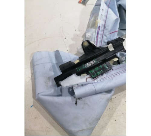 Подушка безопасности правая