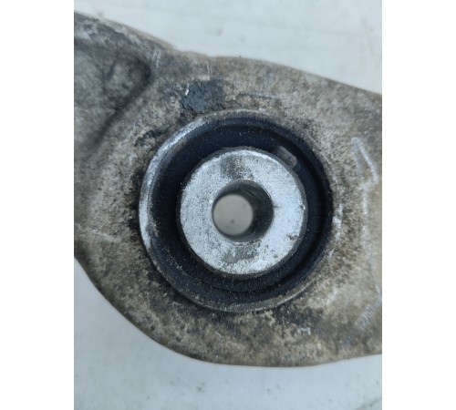 Рычаг подвески(передний левый)