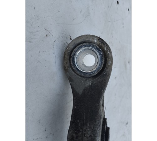 Рычаг подвески(передний левый)