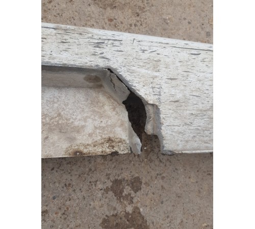 Накладка на порог левая