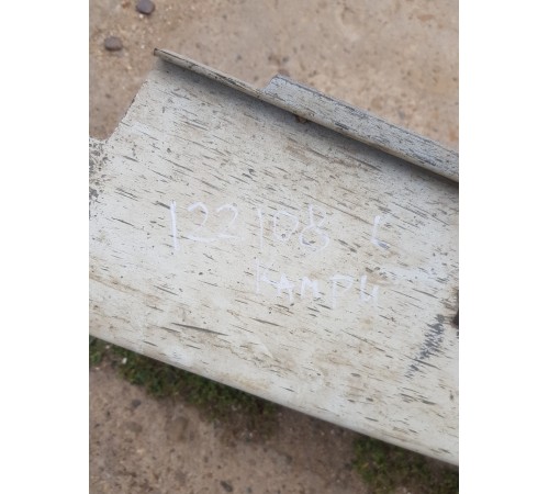 Накладка на порог левая