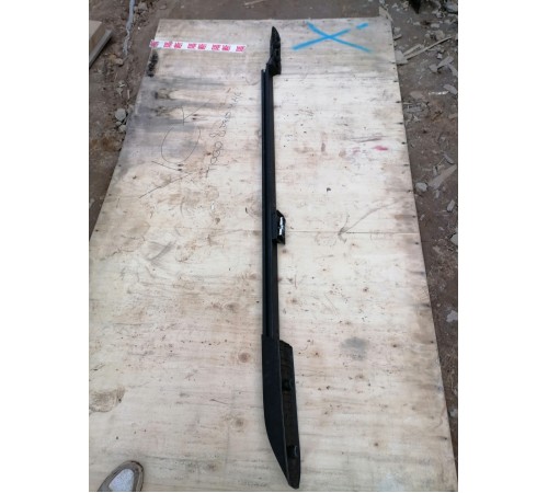 Рейлинг крыши левый