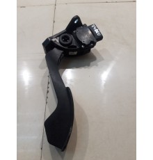 Педаль акселератора