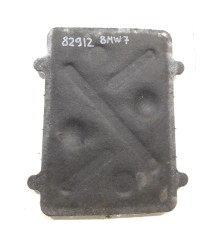 Уплотнитель(заглушка) шумоизоляции багажника