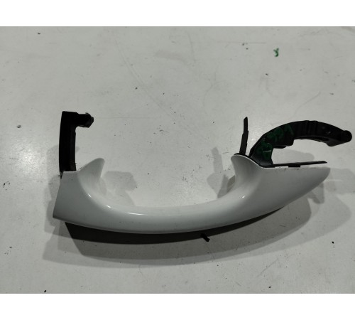 Ручка двери (передняя левая внешняя)