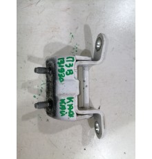 Петля двери задняя правая верхняя