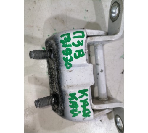 Петля двери задняя правая верхняя