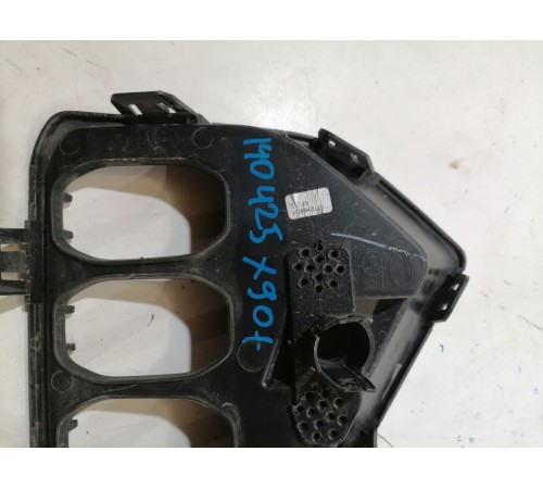 Накладка переднего бампера правая под ПТФ