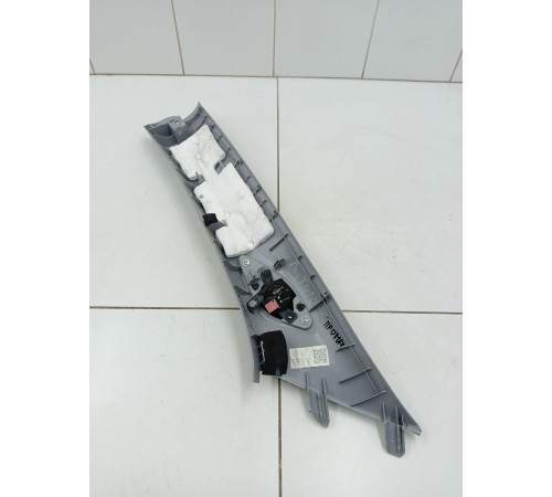 Обшивка стойки лобового стекла правая