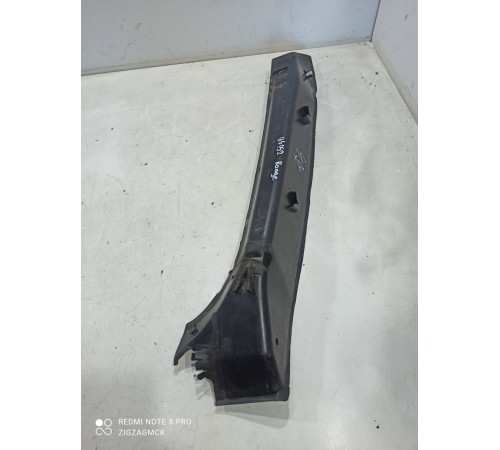 Водосток крышки багажника правый