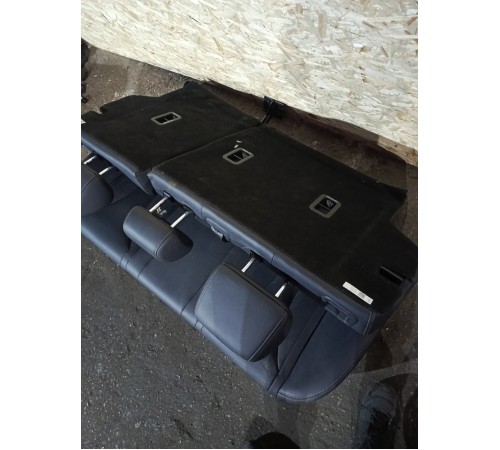 Задний ряд сидений