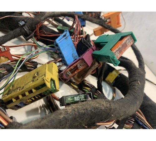 Электропроводка салона