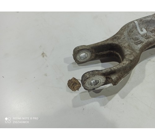 Кронштейн(крепление) амортизамтора передний