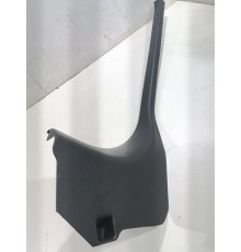 Обшивка порога передняя правая 