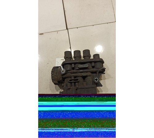 Блок клапанов уровня подвески