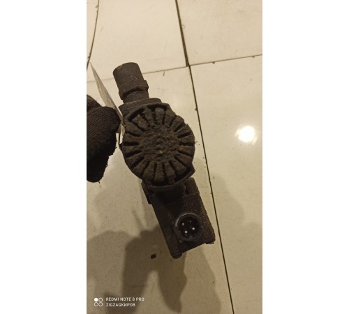 Блок клапанов уровня подвески