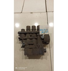 Блок клапанов уровня подвески