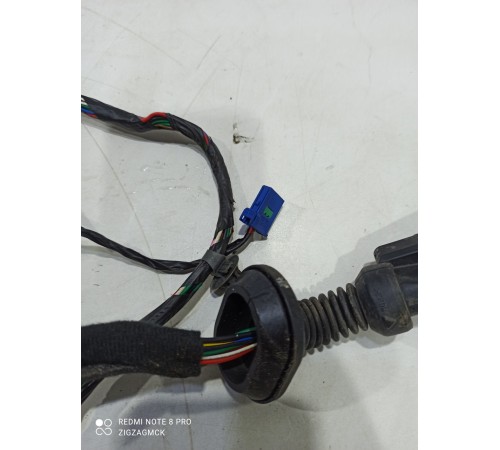 Электропроводка двери (задняя правая)