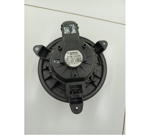 Моторчик отопителя передний