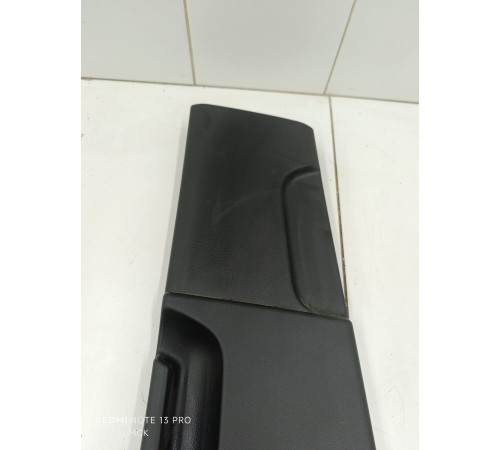 Обшивка центральной стойки левая нижняя