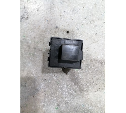 Кнопка регулировки сиденья задняя правая