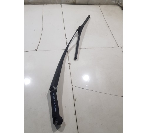 Поводок стеклоочистителя правый