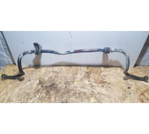 Стабилизатор передний