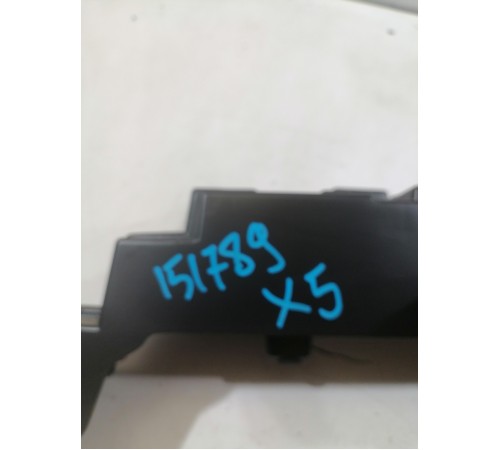 Кронштейн пола багажника