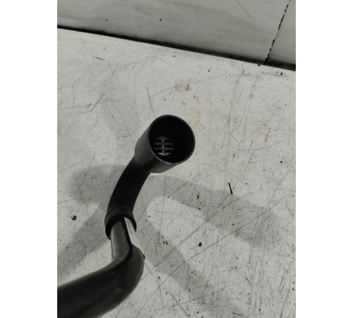 Патрубок системы охлаждения металический