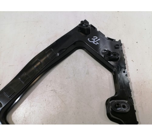 Кронштейн заднего бампера левый