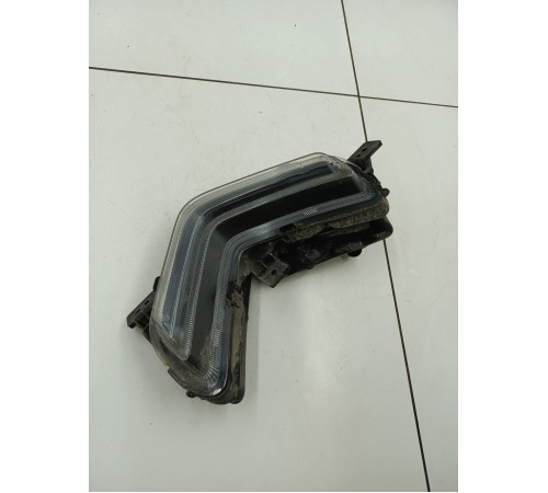 Дневной ходовой огонь ПТФ левый