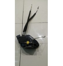 Замок двери (задний, левый)