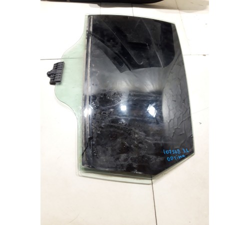 Стекло двери (заднее левое)