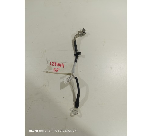 Клемма аккумулятора минус