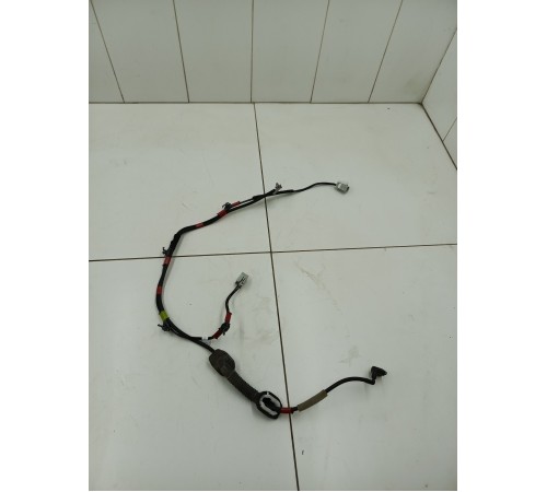 Электропроводка крышки багажника