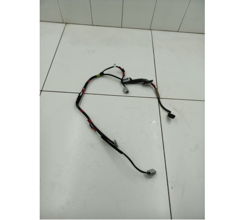 Электропроводка крышки багажника