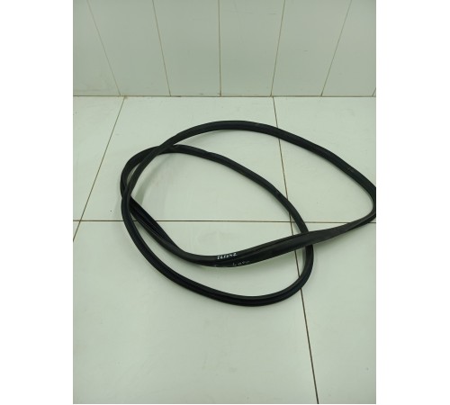 Уплотнитель проема двери