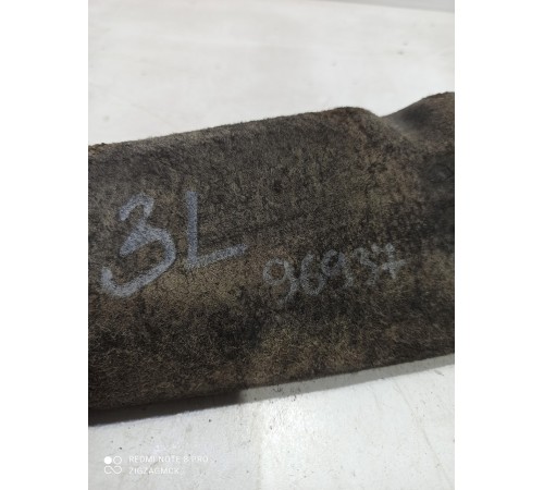 Пыльник бампера задний левый