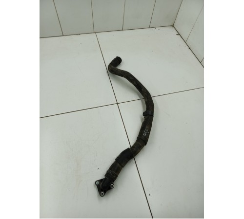 Патрубок системы охлаждения