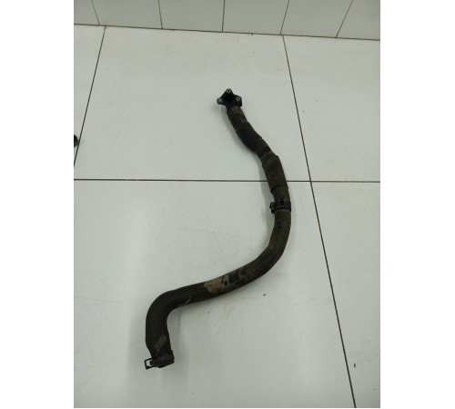 Патрубок системы охлаждения