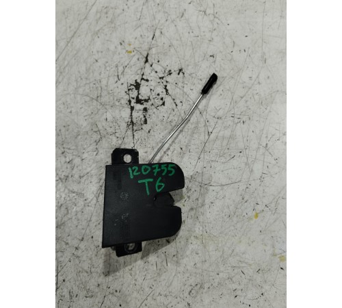 Замок крышки багажника