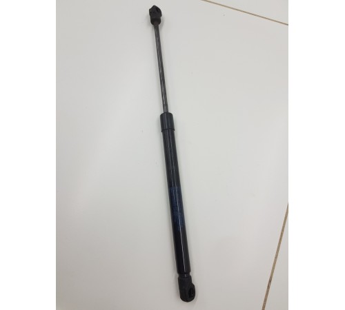 Амортизатор капота правый