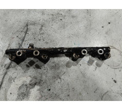 Топливная рампа рейка