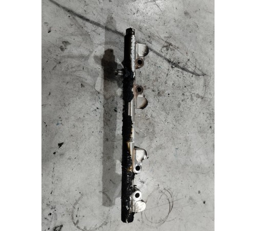 Топливная рампа рейка