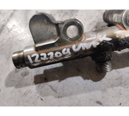 Топливная рампа рейка